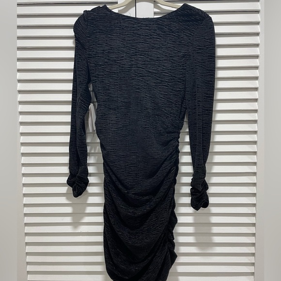 LINI ruched dress NWT - Picture 4 of 4